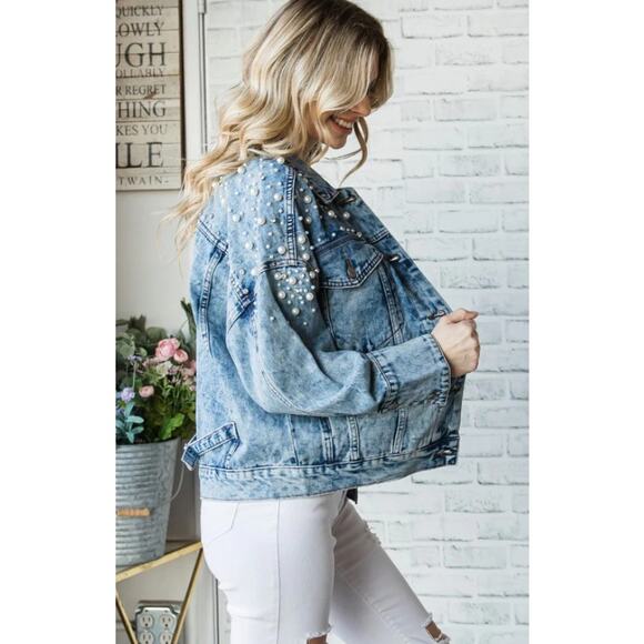 Veveret Women's Medium Wash Pearl And Rhinestone Denim Jacket Size Large NWT - Picture 5 of 12